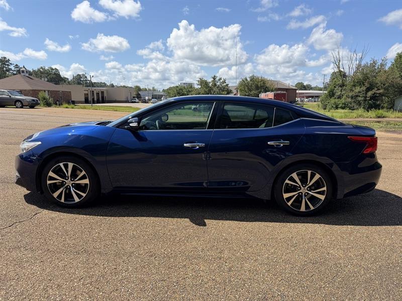 Nissan Maxima 4dr Sdn 3.5 Platinum 2017