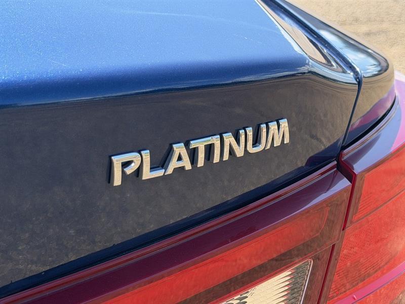 Nissan Maxima 4dr Sdn 3.5 Platinum 2017