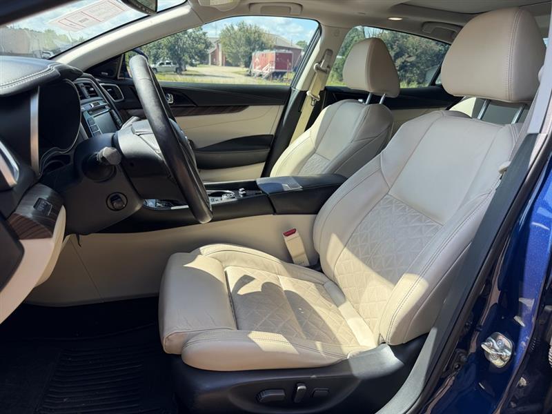 Nissan Maxima 4dr Sdn 3.5 Platinum 2017