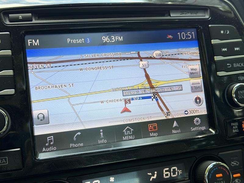 Nissan Maxima 4dr Sdn 3.5 Platinum 2017