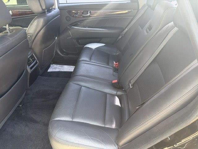 Hyundai Equus Signature 2016