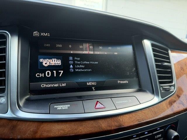 Hyundai Equus Signature 2016