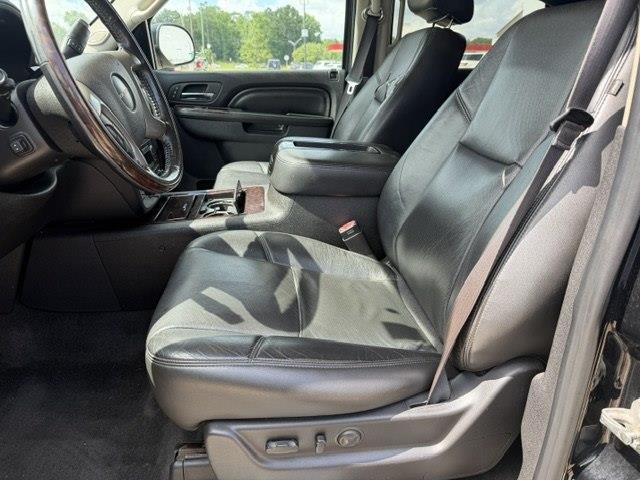 GMC Yukon Denali 2WD 4dr 2013