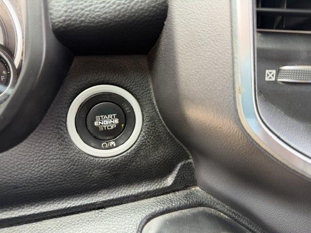 RAM 1500 Big Horn Crew Cab SWB 2WD 2019