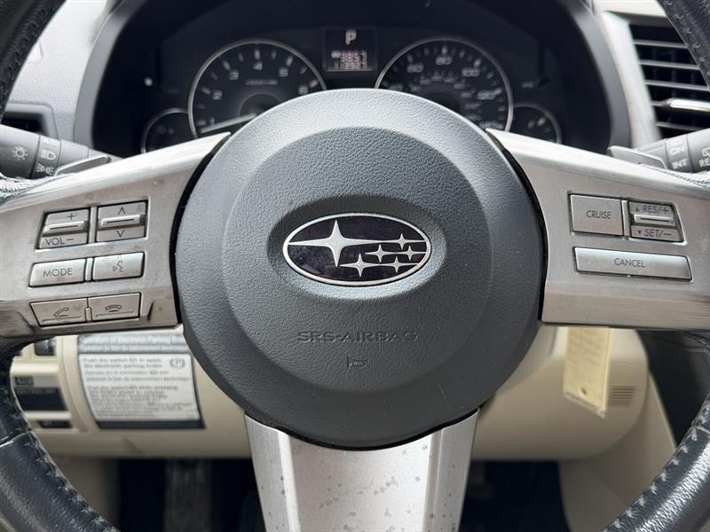 Subaru Outback 2.5i Limited 2011