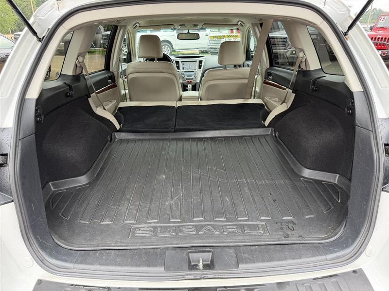 Subaru Outback 2.5i Limited 2011