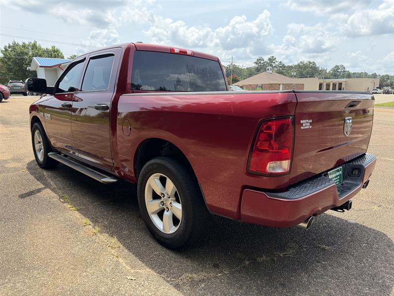 RAM 1500 Sport 4x2 Crew Cab 5'7" Box 2013