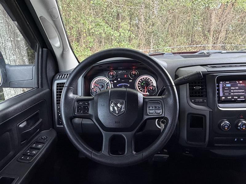 RAM 1500 Sport 4x2 Crew Cab 5'7" Box 2013