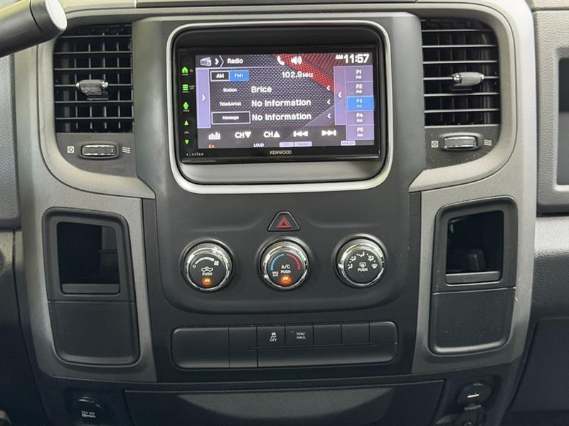 RAM 1500 Sport 4x2 Crew Cab 5'7" Box 2013