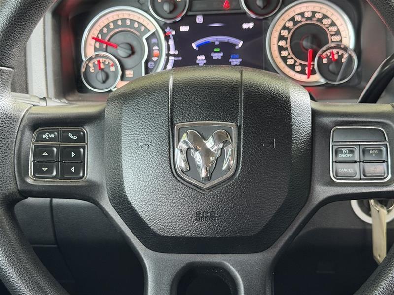 RAM 1500 Sport 4x2 Crew Cab 5'7" Box 2013