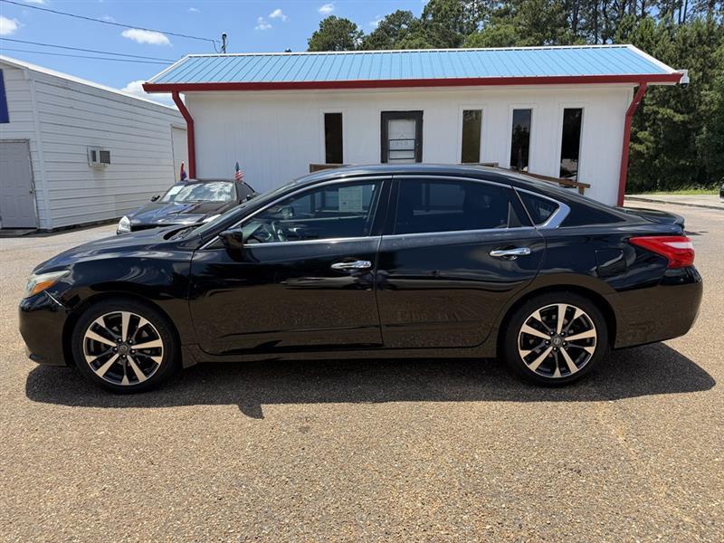Nissan Altima 2.5 SR 2016