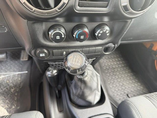 Jeep Wrangler Sport 4WD 2012