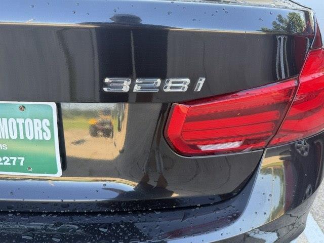 BMW 3-Series 328i Sedan 2016