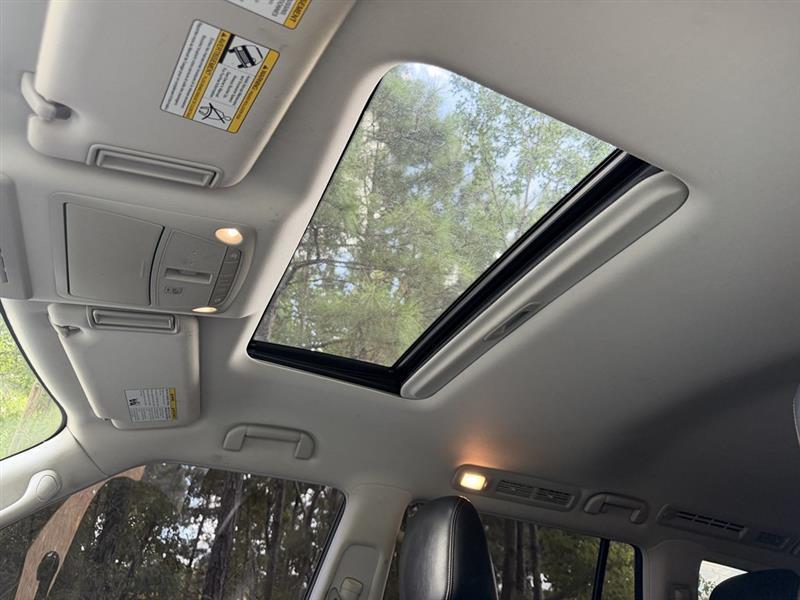 Nissan Armada SV 2WD 2019