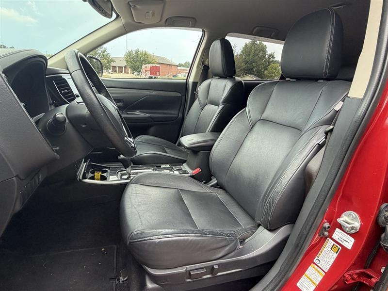 Mitsubishi Outlander SEL AWD 2019