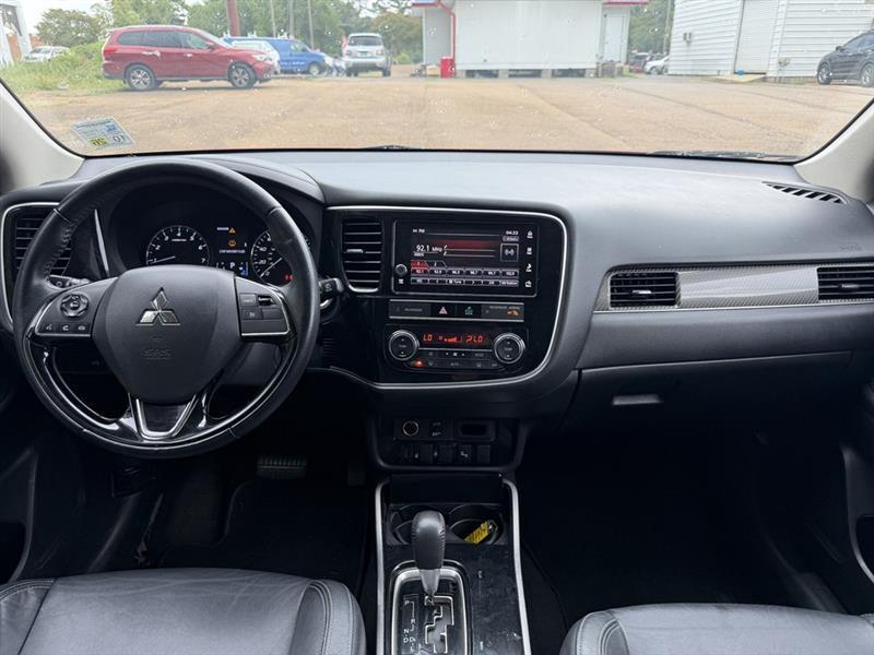 Mitsubishi Outlander SEL AWD 2019