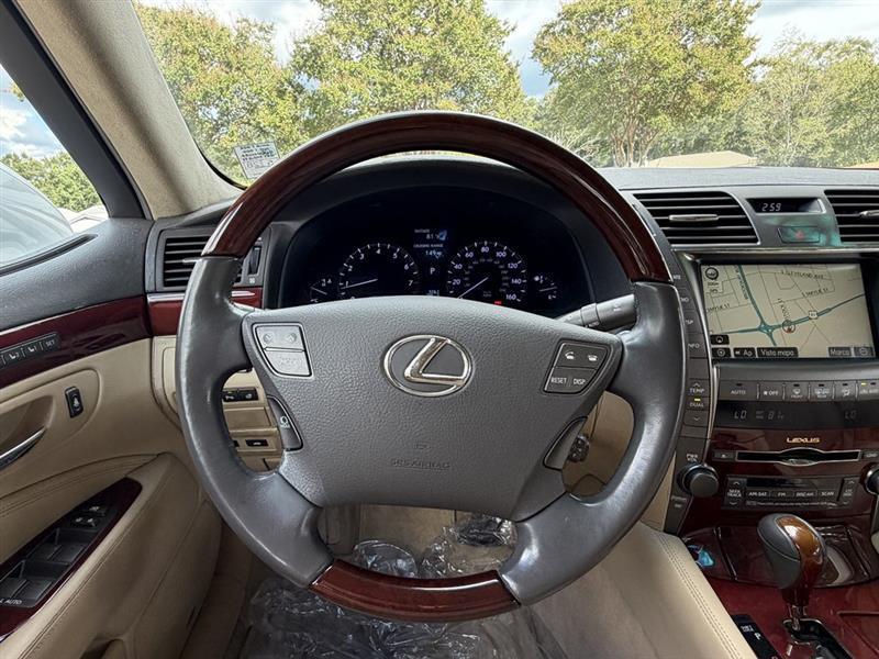 Lexus LS 460 L Luxury Sedan 2007