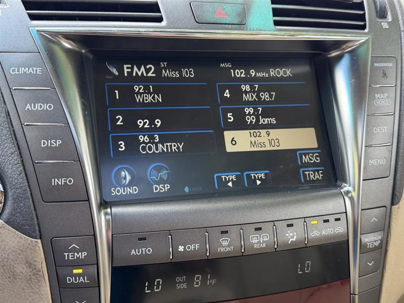 Lexus LS 460 L Luxury Sedan 2007