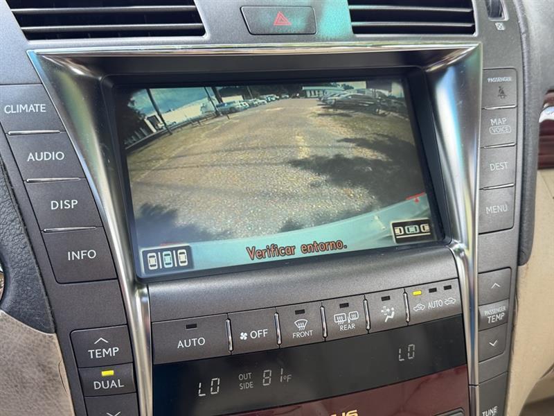 Lexus LS 460 L Luxury Sedan 2007