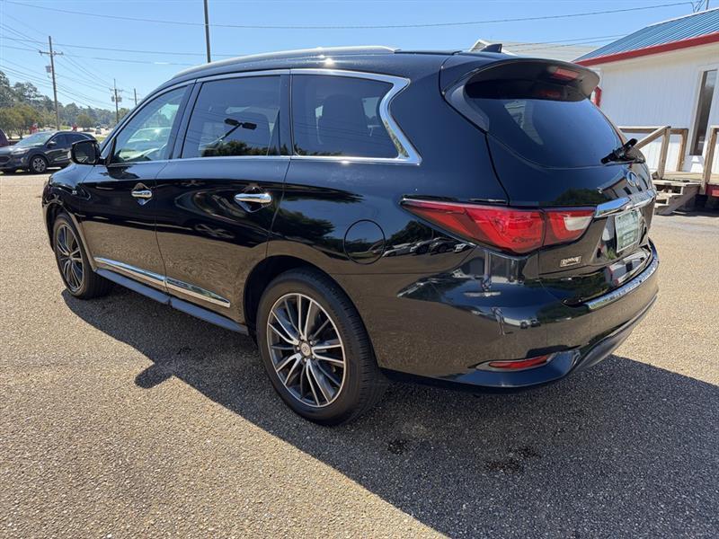 Infiniti QX60 Base FWD 2017