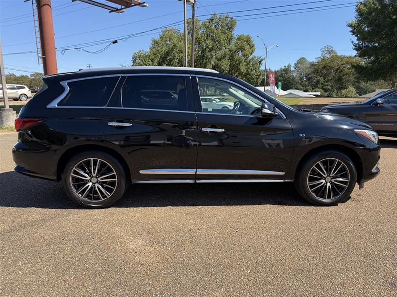 Infiniti QX60 Base FWD 2017