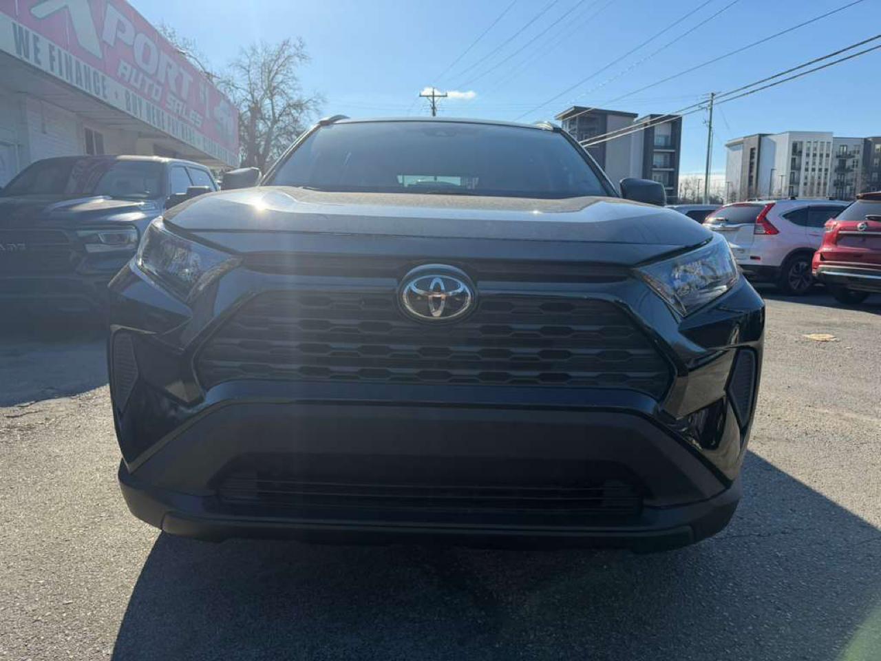 Toyota RAV4 LE 2021