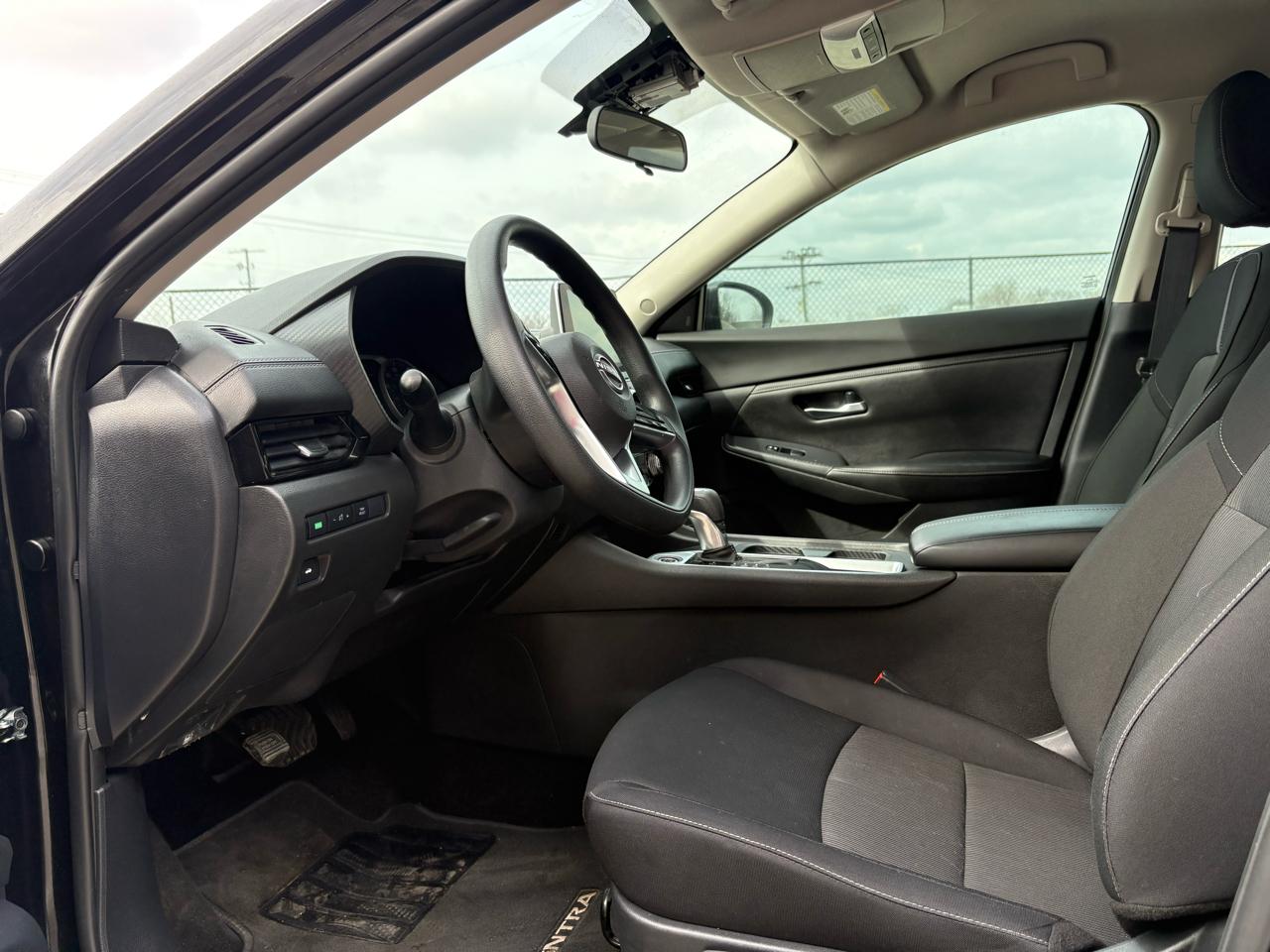 Nissan Sentra SV 2025