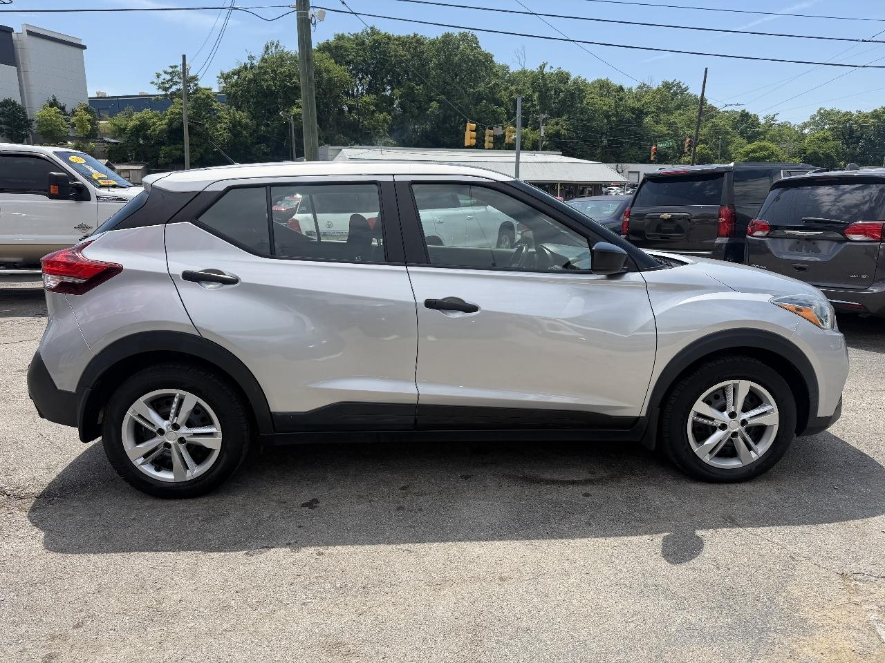 Nissan Kicks S 2020