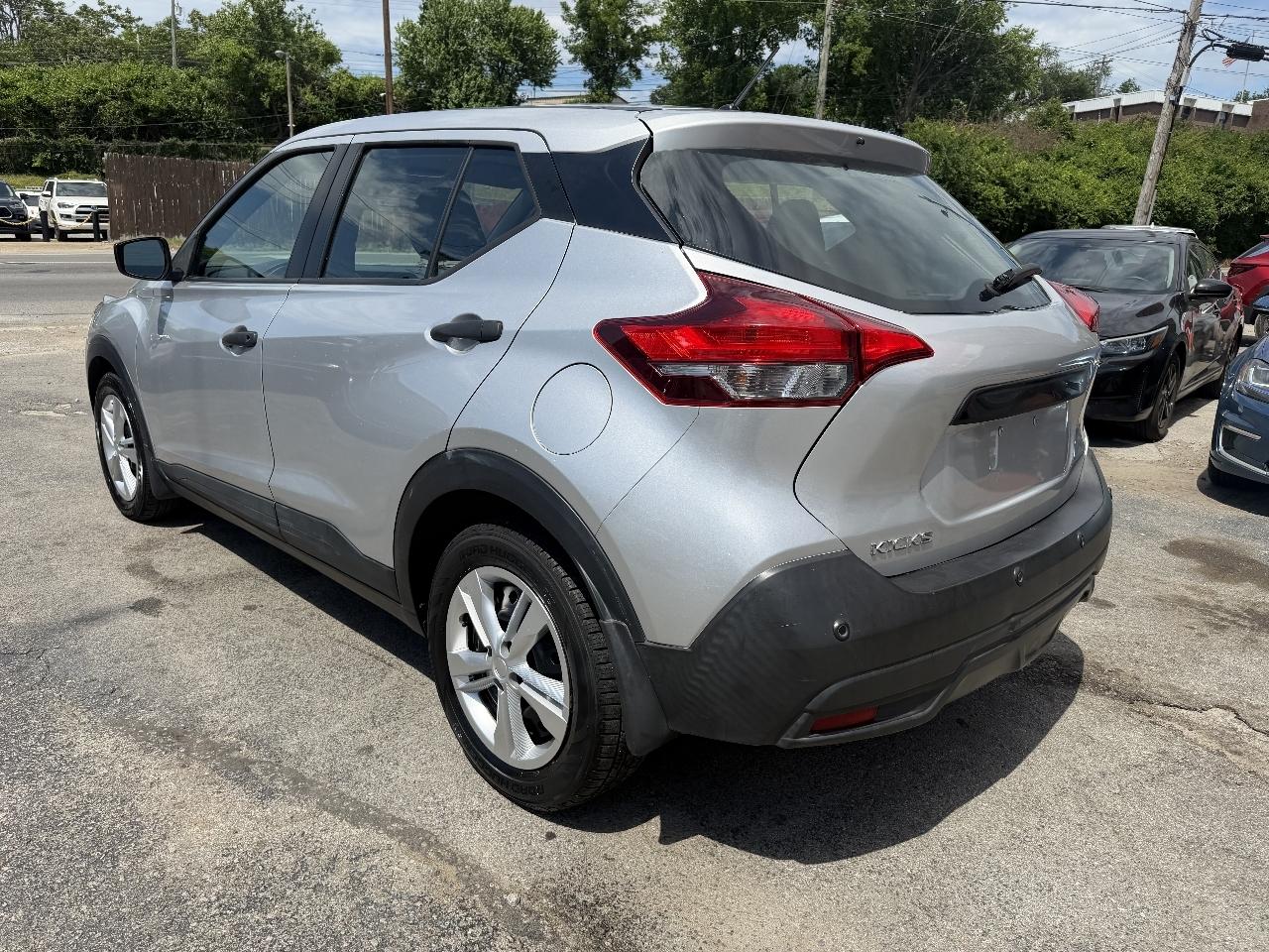 Nissan Kicks S 2020