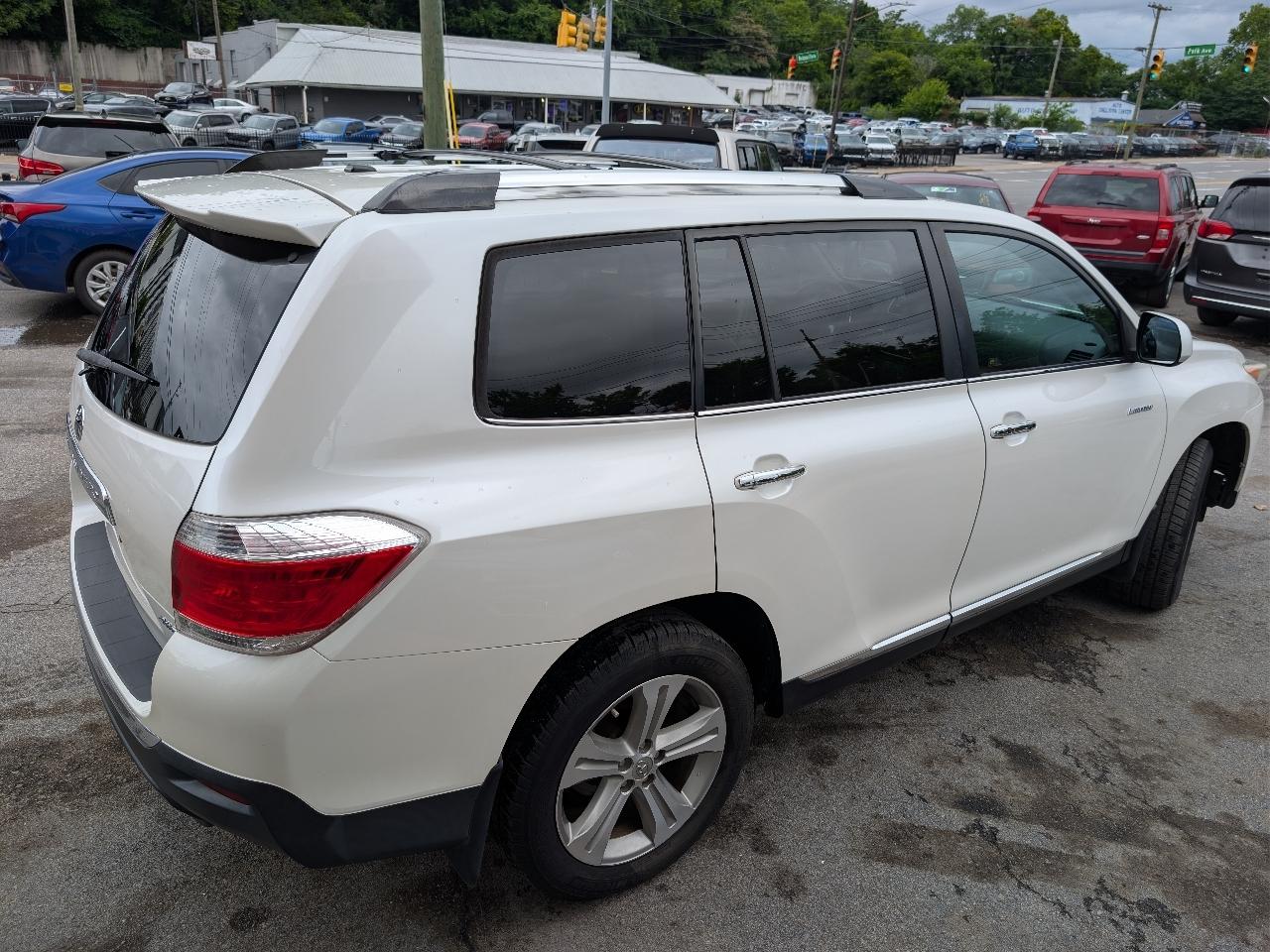 Toyota Highlander Limited 4WD 2013