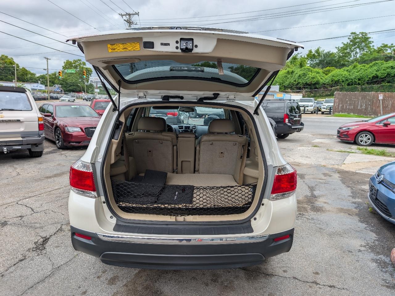 Toyota Highlander Limited 4WD 2013