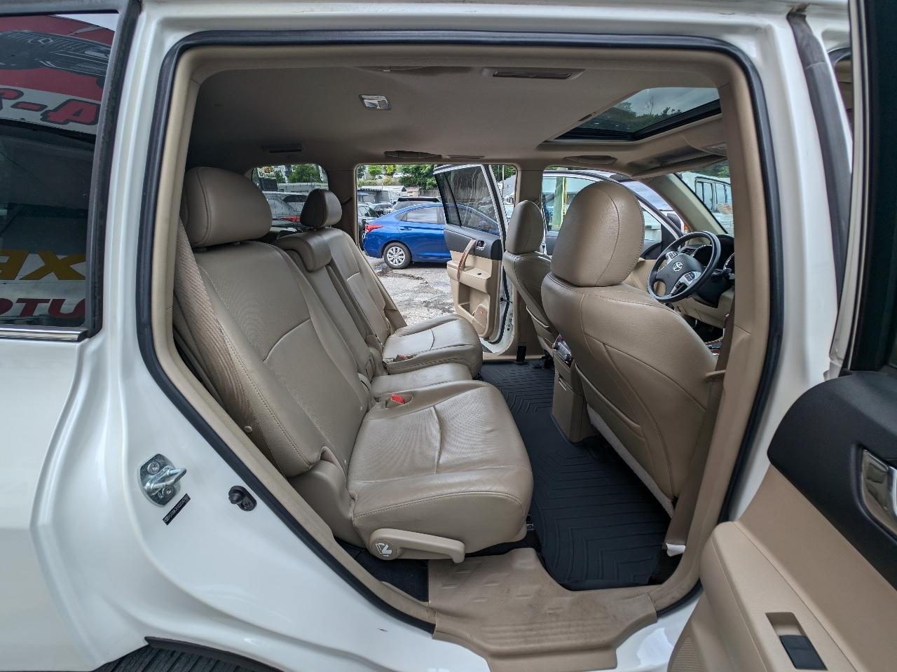 Toyota Highlander Limited 4WD 2013