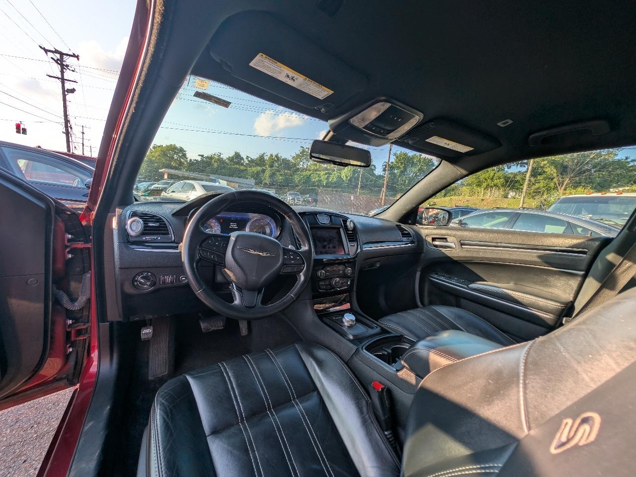 Chrysler 300 S V6 RWD 2019