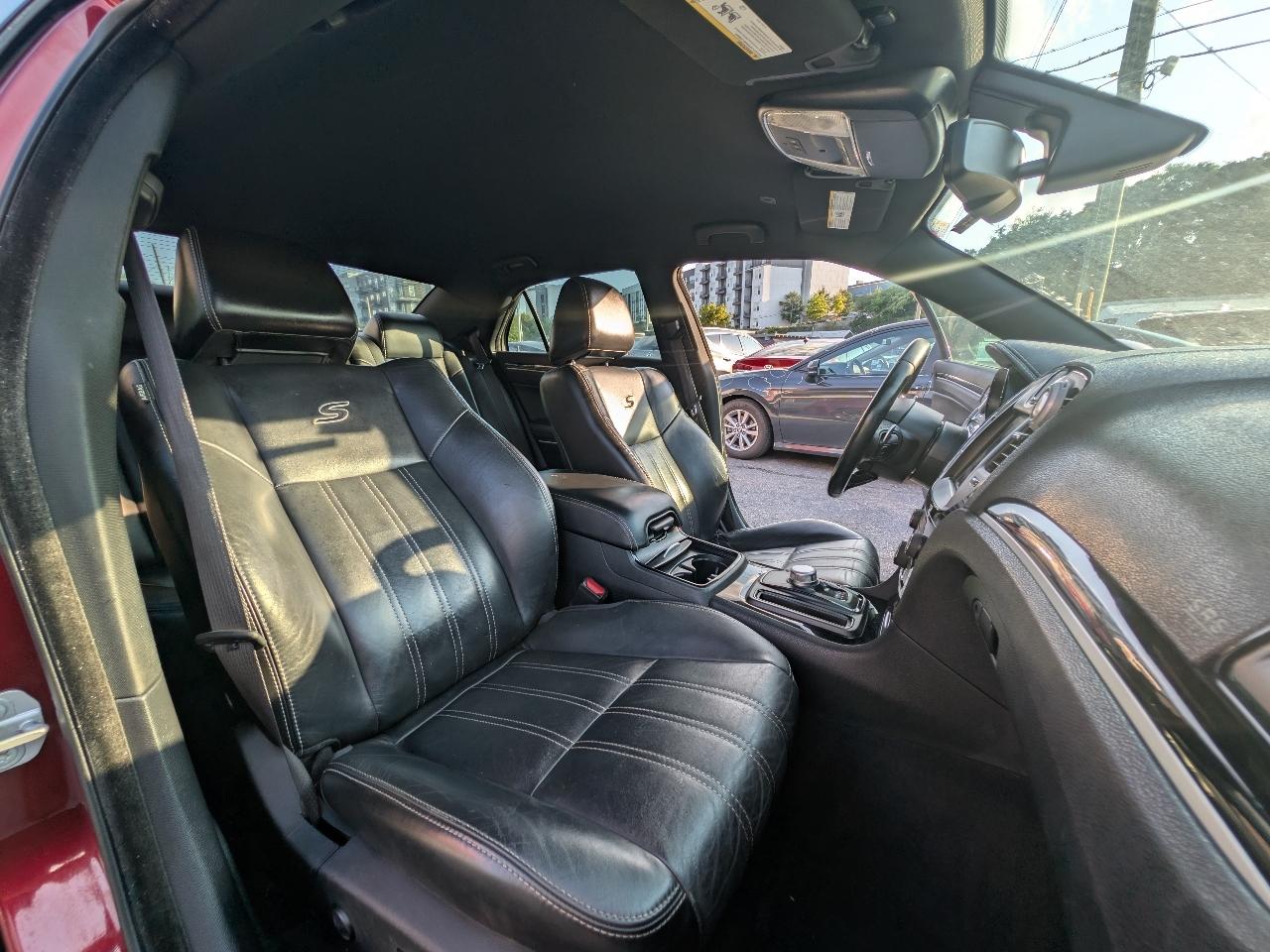 Chrysler 300 S V6 RWD 2019