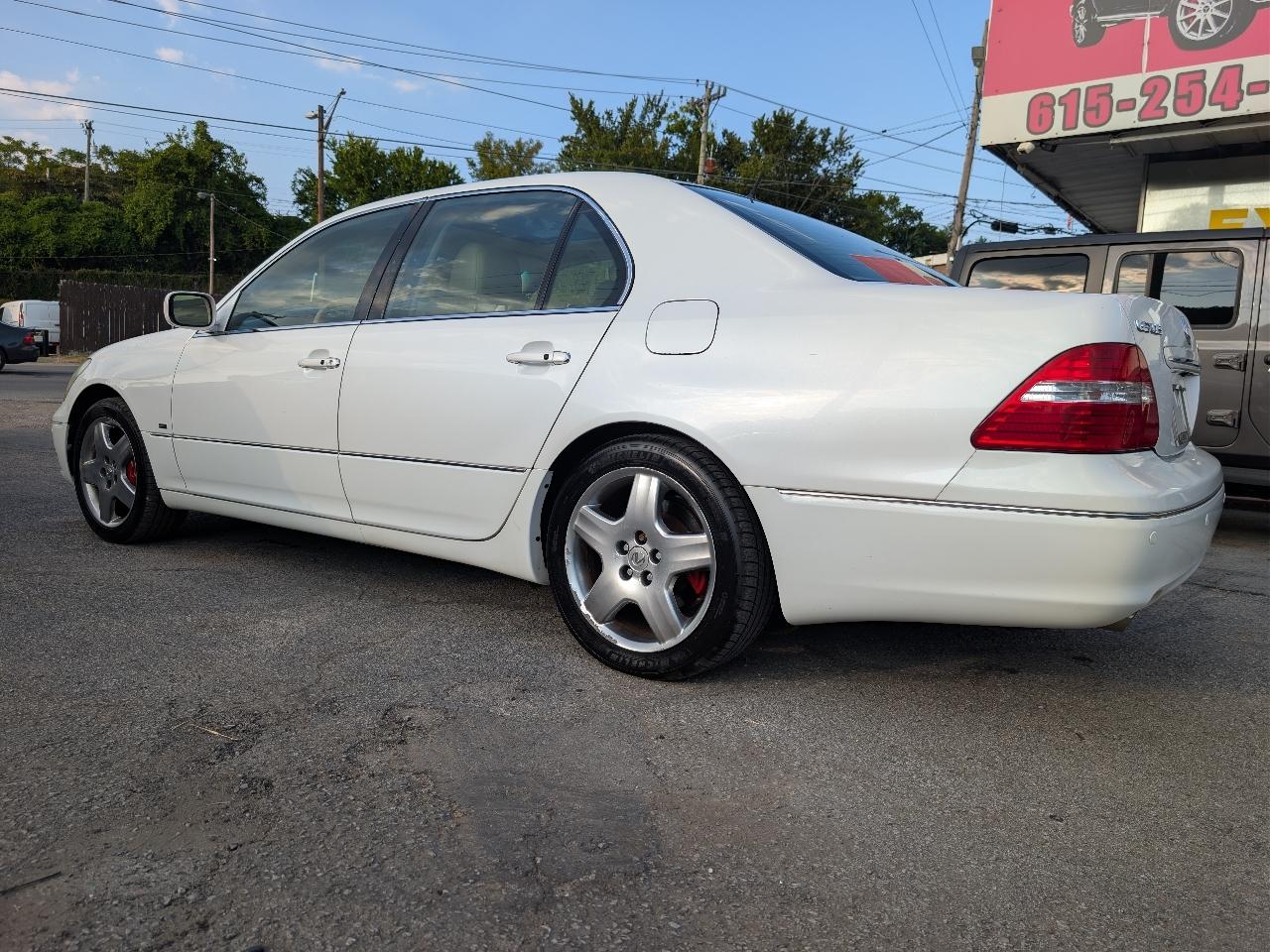 Lexus LS 430 Sedan 2004