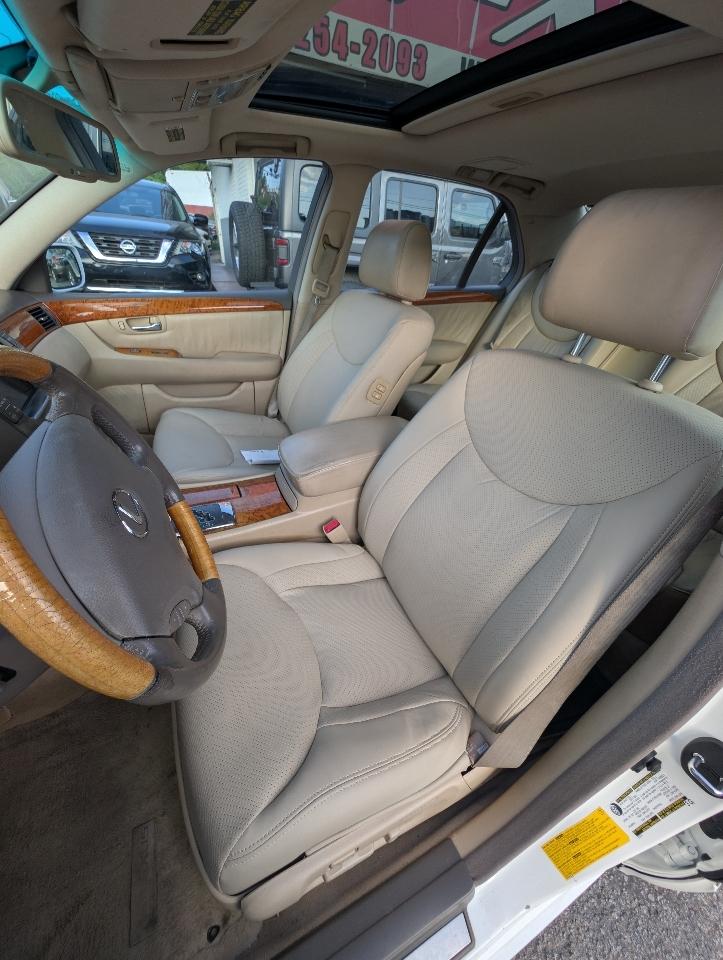 Lexus LS 430 Sedan 2004