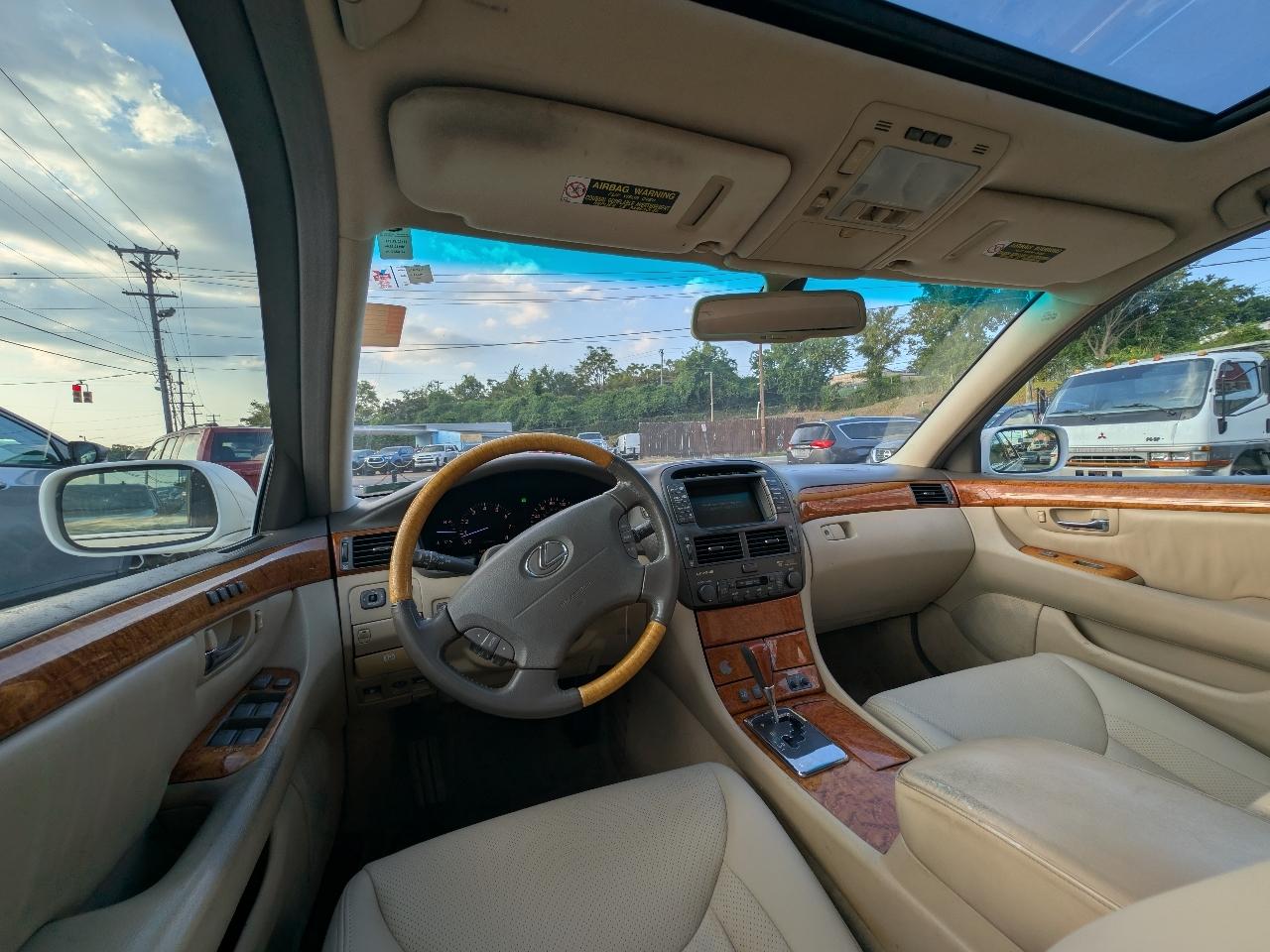 Lexus LS 430 Sedan 2004