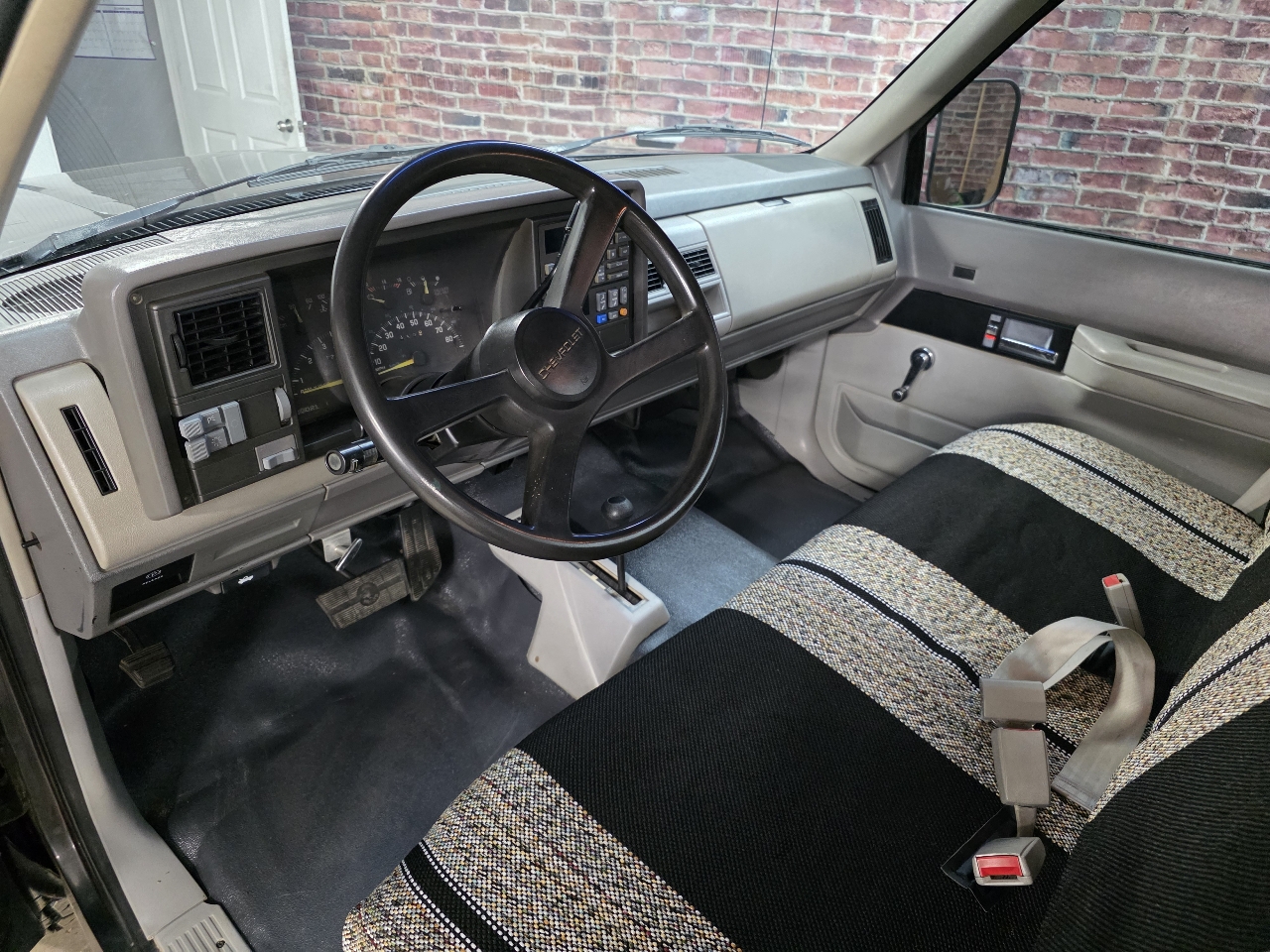 Chevrolet C/K 2500 HD Reg. Cab 8-ft. Bed 4WD 1991