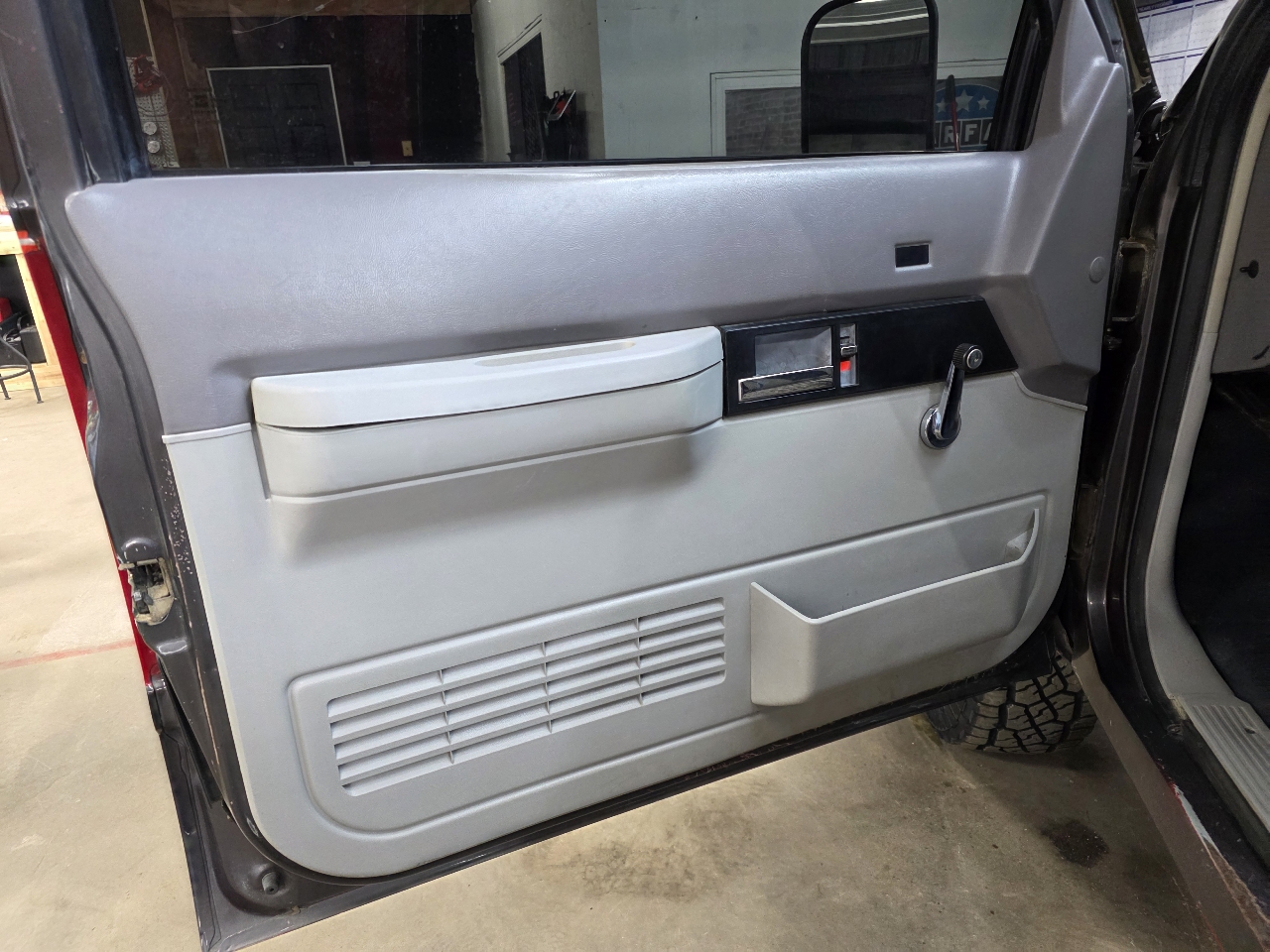 Chevrolet C/K 2500 HD Reg. Cab 8-ft. Bed 4WD 1991