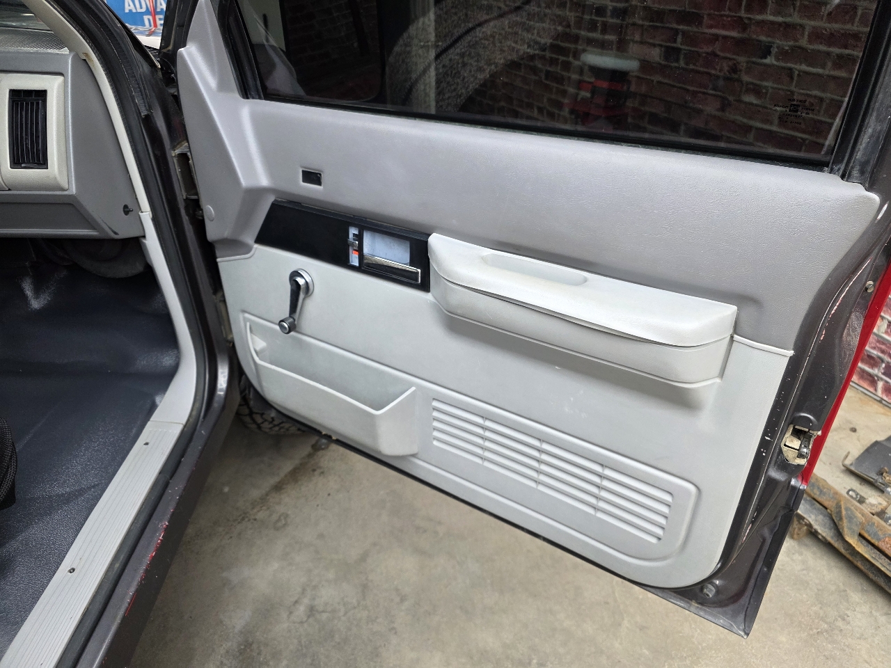 Chevrolet C/K 2500 HD Reg. Cab 8-ft. Bed 4WD 1991