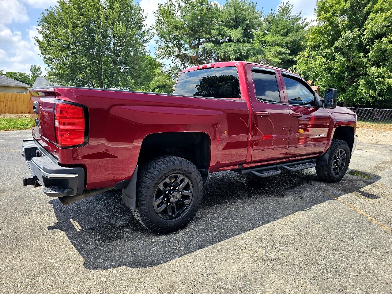 Chevrolet Silverado 2500HD 4WD Double Cab 144.2" LT 2019 Chevrolet Silverado 2500HD 4WD Double Cab 144.2" LT 2019