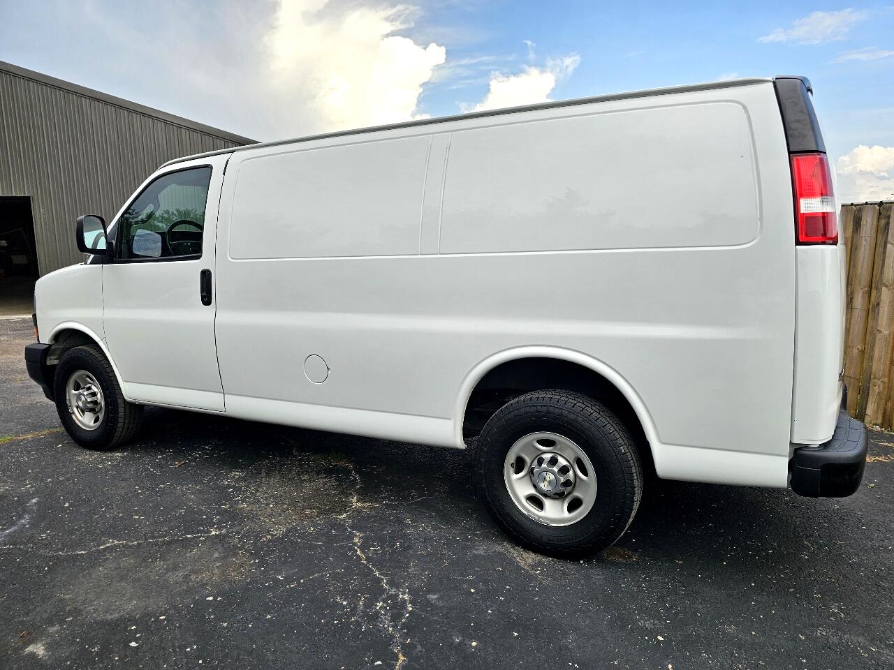 Chevrolet Express 2500 Cargo 2021 Chevrolet Express 2500 Cargo 2021