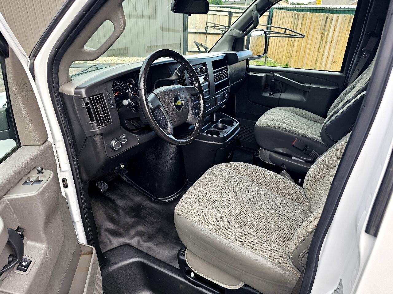 Chevrolet Express 2500 Cargo 2021 Chevrolet Express 2500 Cargo 2021