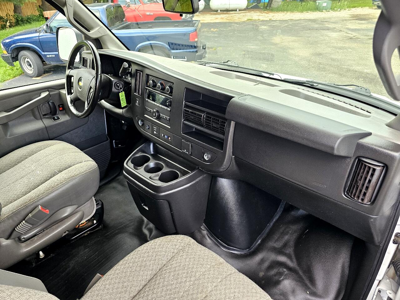 Chevrolet Express 2500 Cargo 2021 Chevrolet Express 2500 Cargo 2021