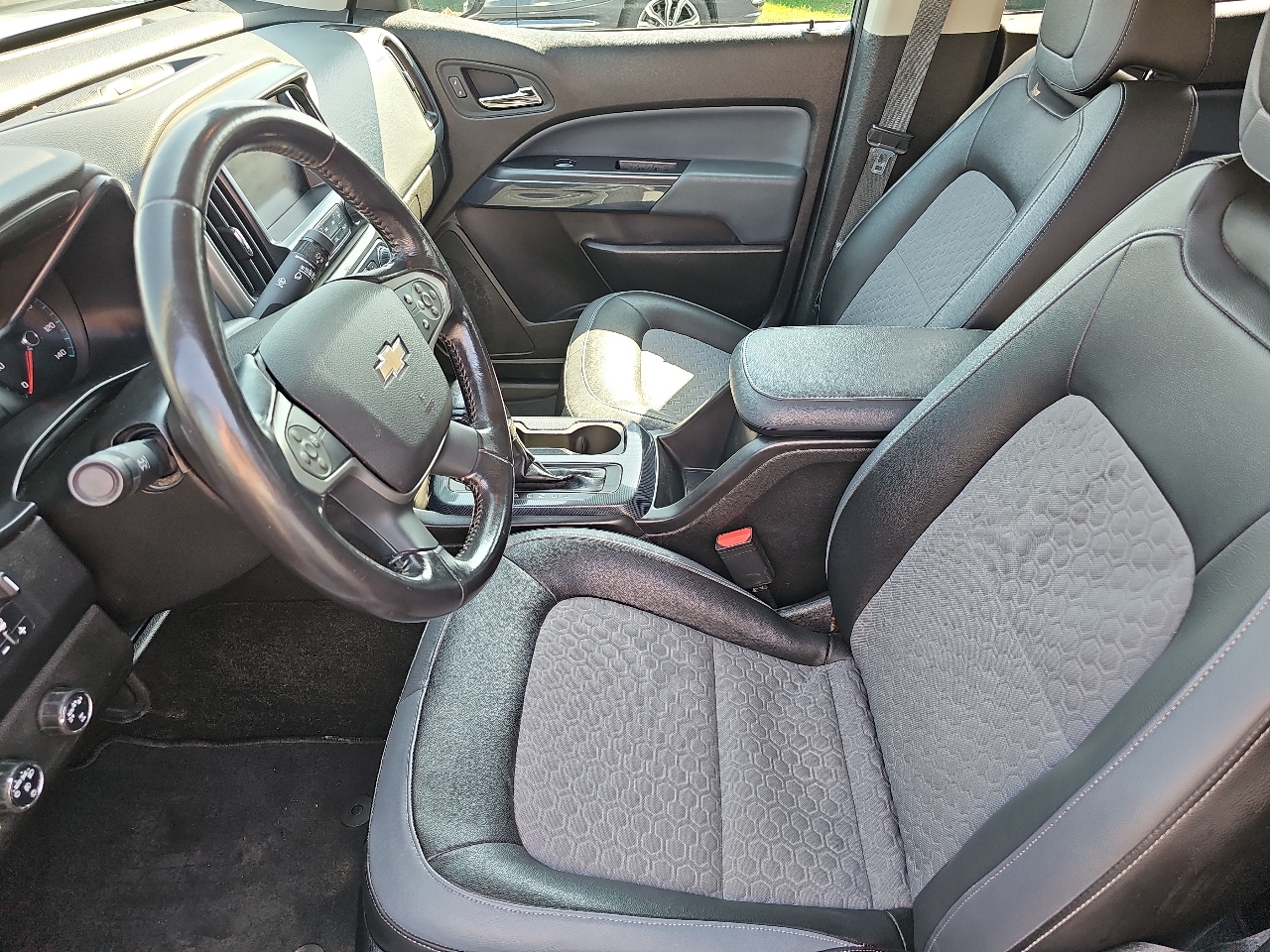 Chevrolet Colorado Z71 Crew Cab 4WD Long Box 2017 Chevrolet Colorado Z71 Crew Cab 4WD Long Box 2017