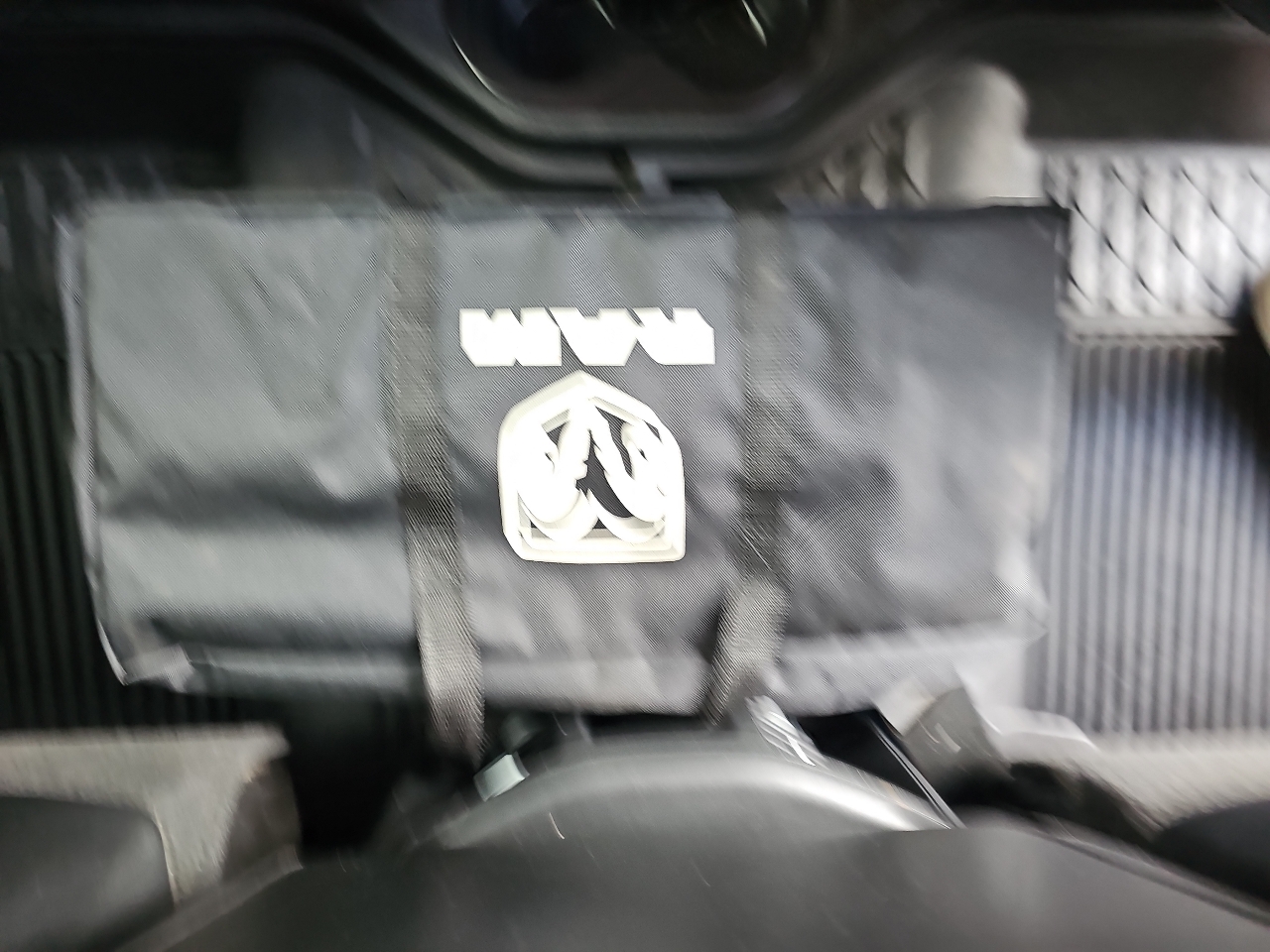 RAM 2500 Tradesman Crew Cab LWB 4WD 2020 RAM 2500 Tradesman Crew Cab LWB 4WD 2020