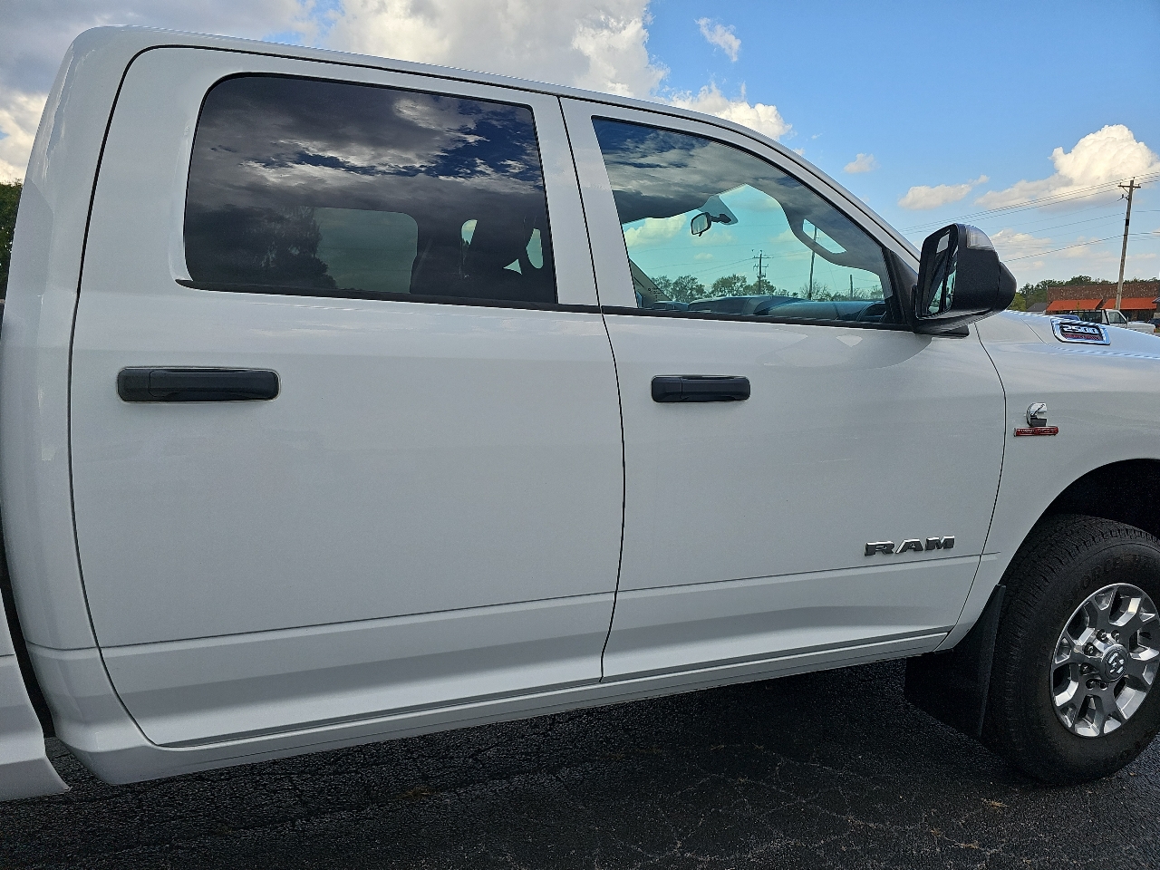 RAM 2500 Tradesman Crew Cab LWB 4WD 2020 RAM 2500 Tradesman Crew Cab LWB 4WD 2020