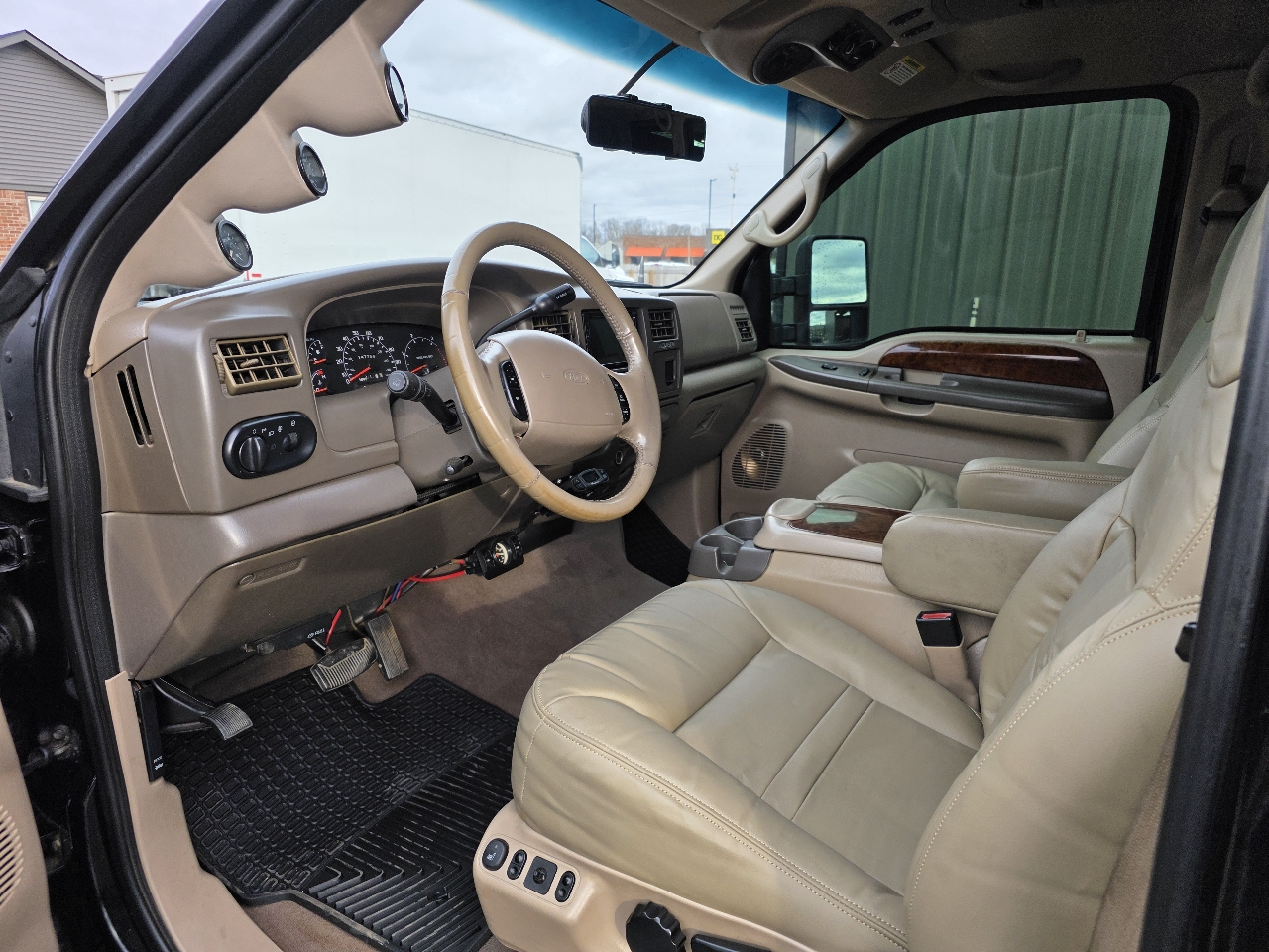 Ford Excursion Limited 4WD 2001