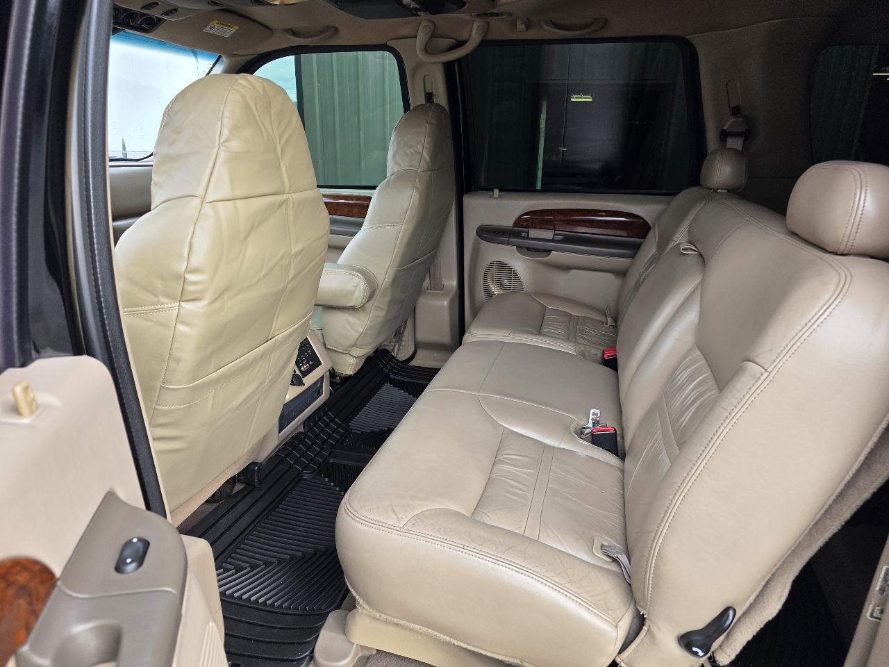 Ford Excursion Limited 4WD 2001