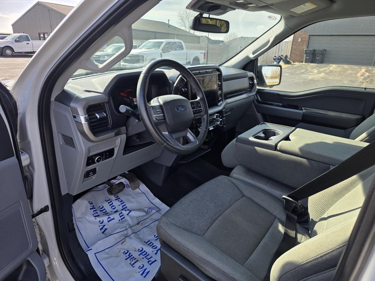 Ford F-150 XLT SuperCrew 4WD 2024